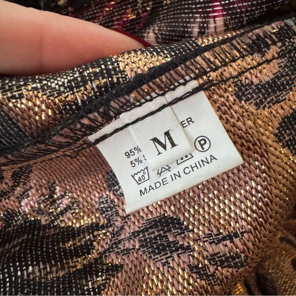 BOUTIQUE PUFF SLEEVE BUSTIER BROCADE JACQUARD CROP TOP, MEDIUM - Picture 3 of 10